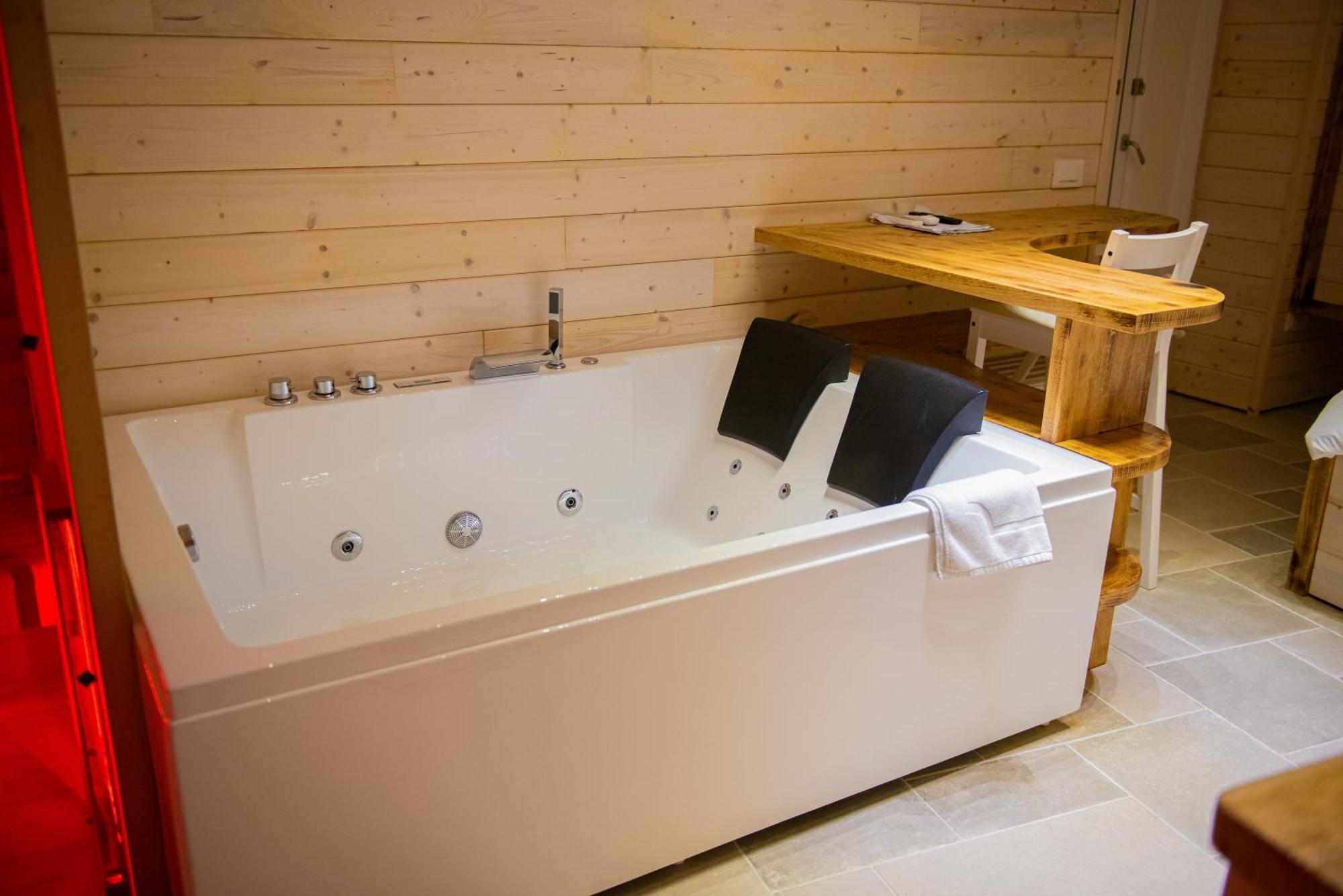 Artemide "Corte Segreta" B&B Suite Spa San Cipriano Picentino Eksteriør bilde